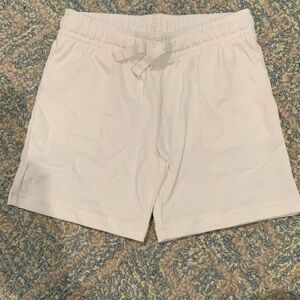 New cotton shorts! Size: 3T